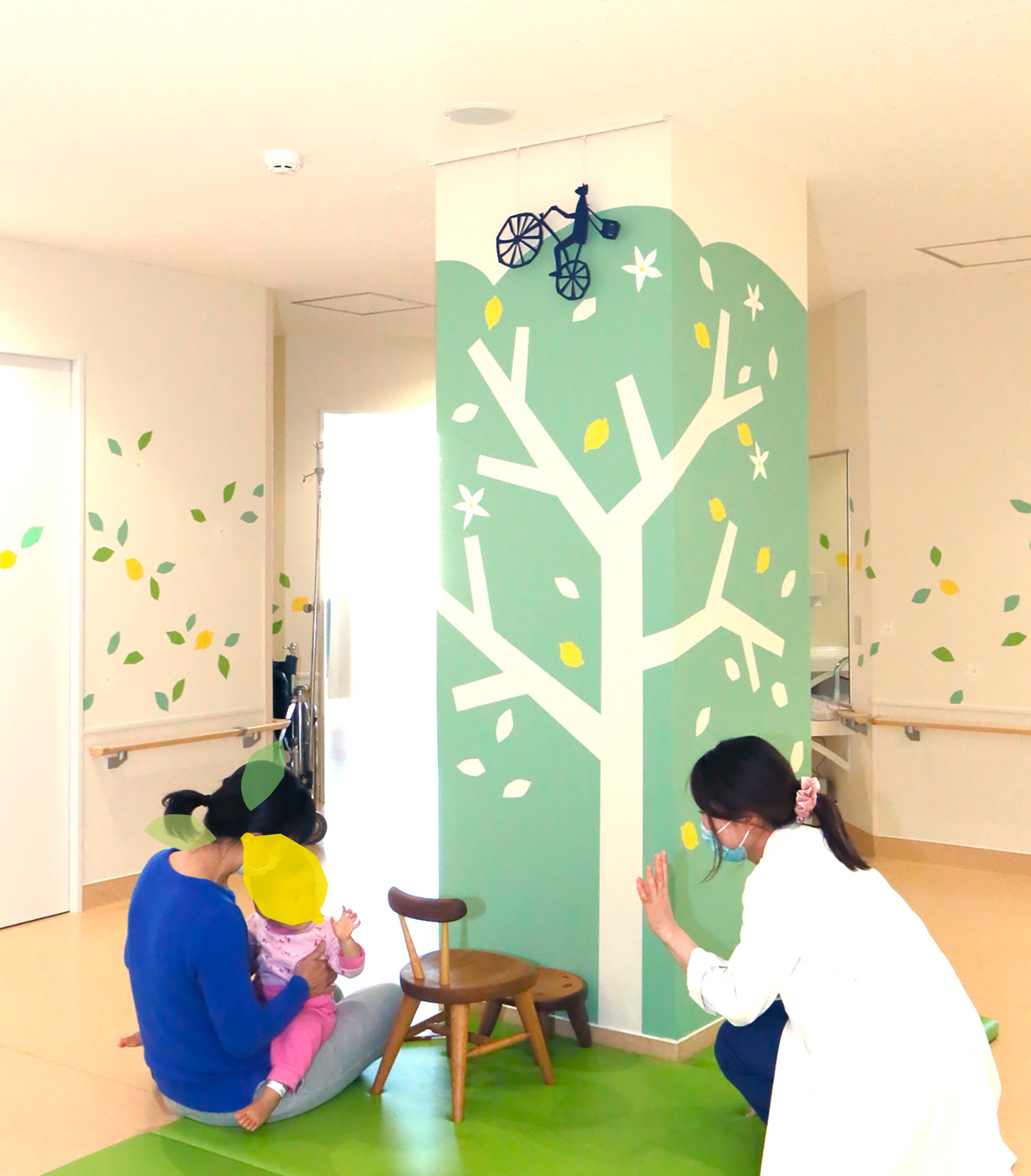 ホスピタルアート　大阪病院　小児科壁画「季節のこころ」